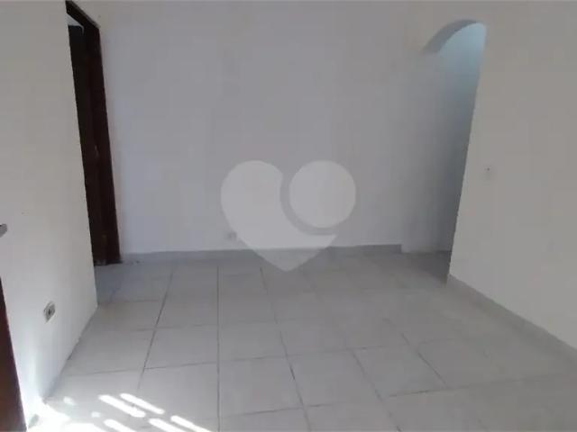 Casa / Sobrado para Venda em São Paulo/SP Interlagos 2 Quartos
