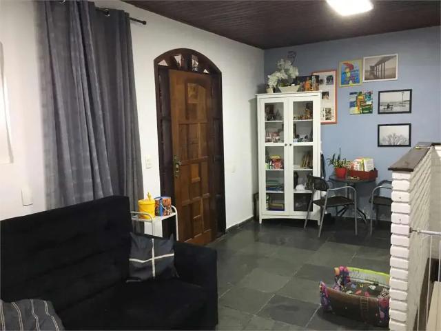 Casa / Sobrado para Venda em São Paulo/SP Interlagos 2 Quartos