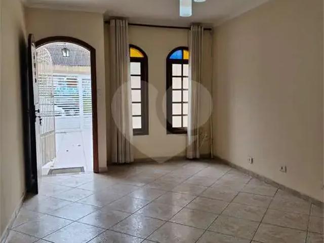 Casa / Sobrado para Venda em São Paulo/SP Interlagos 2 Quartos