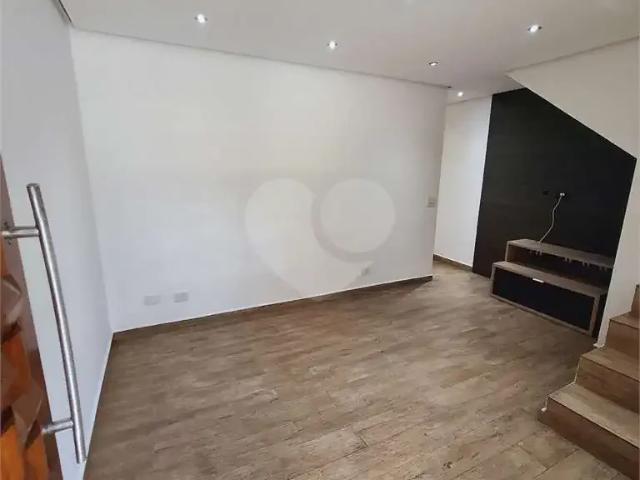 Casa / Sobrado para Venda em São Paulo/SP Interlagos 2 Quartos