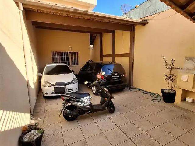 Casa / Sobrado para Venda em São Paulo/SP Interlagos 3 Quartos