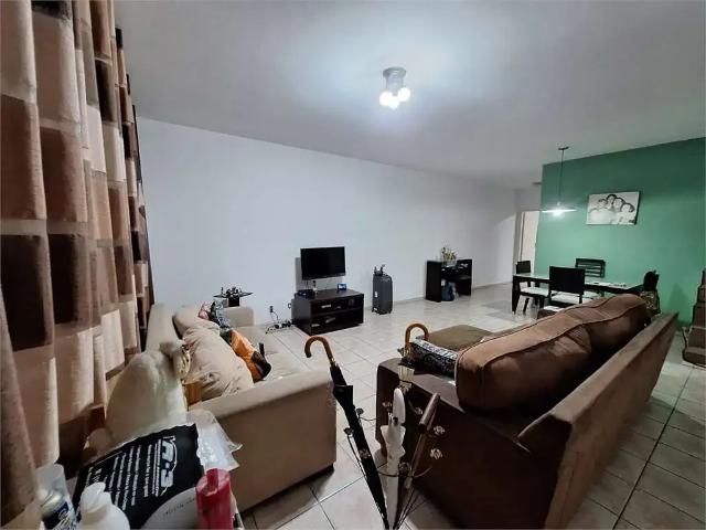 Casa / Sobrado para Venda em São Paulo/SP Interlagos 3 Quartos