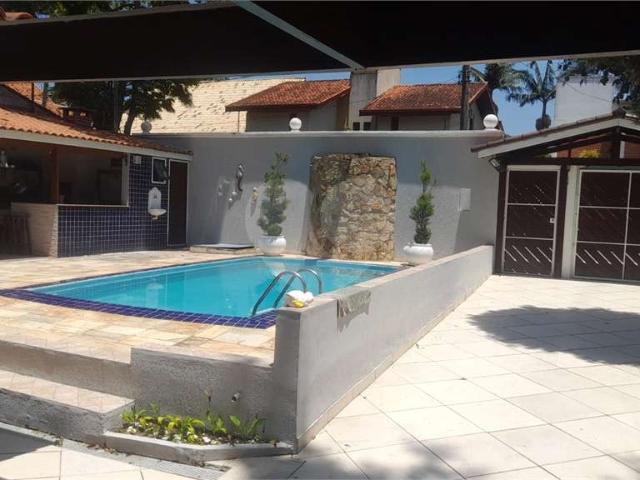 Casa / Sobrado para Venda em São Paulo/SP Interlagos 3 Quartos