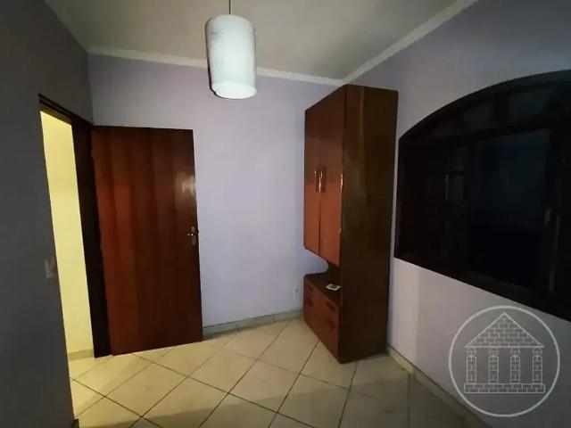 Casa / Sobrado para Venda em São Paulo/SP Interlagos 3 Quartos