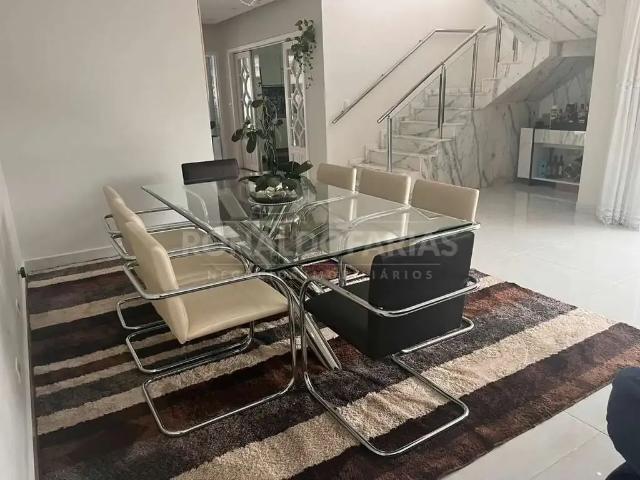 Casa / Sobrado para Venda em São Paulo/SP Interlagos 3 Quartos