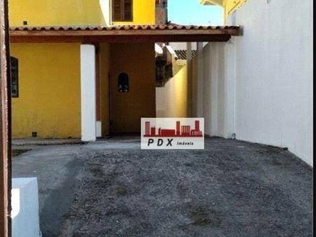 Casa / Sobrado para Venda em São Paulo/SP Interlagos 3 Quartos