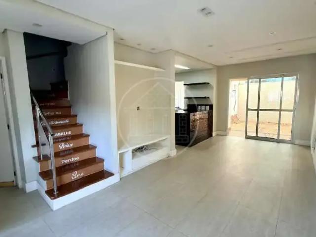 Casa / Sobrado para Venda em São Paulo/SP Interlagos 3 Quartos