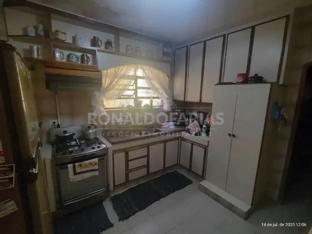 Casa / Sobrado para Venda em São Paulo/SP Interlagos 3 Quartos