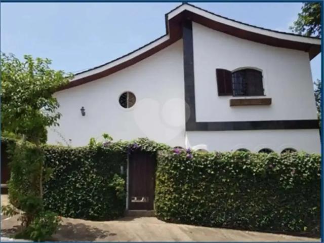 Casa / Sobrado para Venda em São Paulo/SP Interlagos 3 Quartos