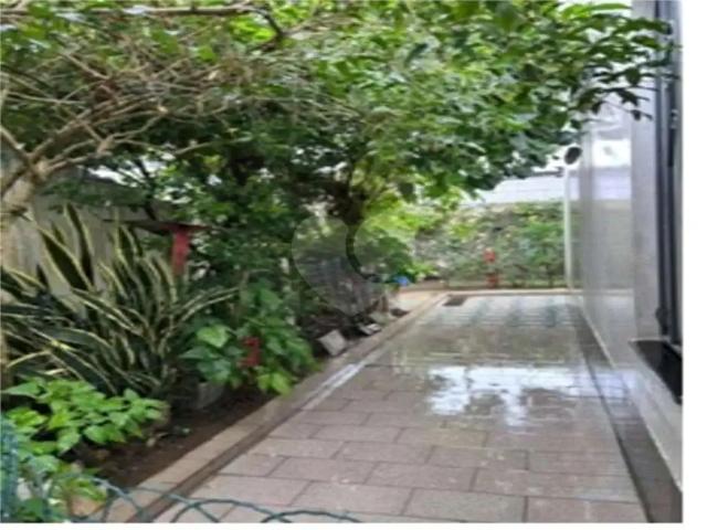 Casa / Sobrado para Venda em São Paulo/SP Interlagos 3 Quartos