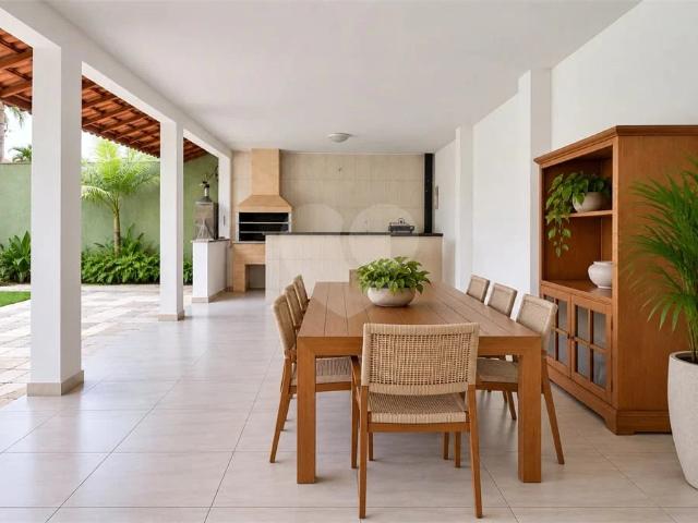 Casa / Sobrado para Venda em São Paulo/SP Interlagos 3 Quartos