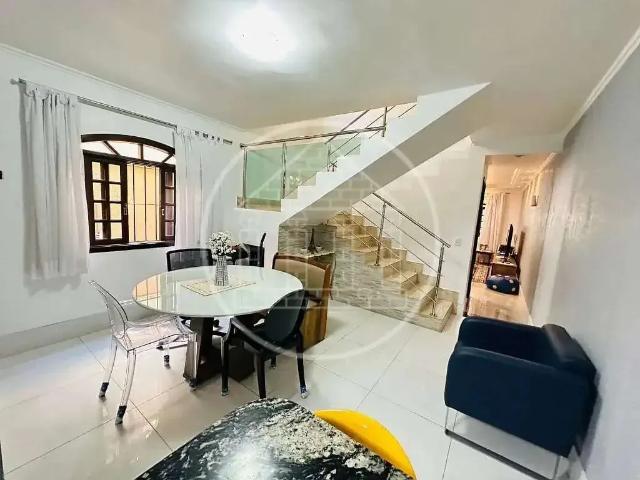 Casa / Sobrado para Venda em São Paulo/SP Interlagos 3 Quartos