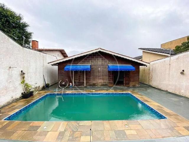 Casa / Sobrado para Venda em São Paulo/SP Interlagos 3 Quartos