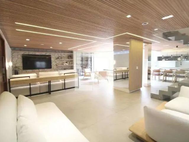 Casa / Sobrado para Venda em São Paulo/SP Interlagos 4 Quartos