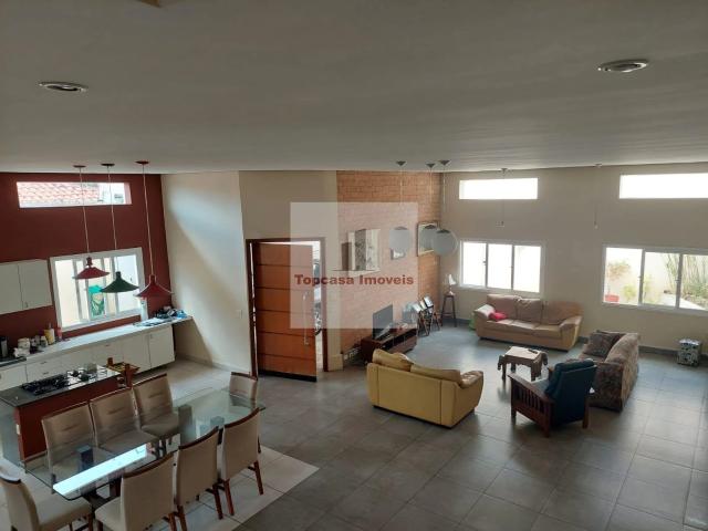 Casa / Sobrado para Venda em São Paulo/SP Interlagos 4 Quartos