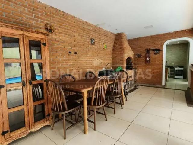 Casa / Sobrado para Venda em São Paulo/SP Interlagos 4 Quartos