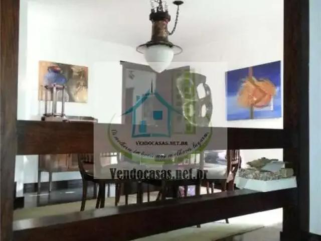 Casa / Sobrado para Venda em São Paulo/SP Interlagos 4 Quartos