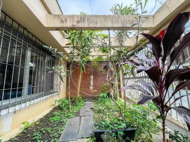 Casa / Sobrado para Venda em São Paulo/SP Interlagos 4 Quartos