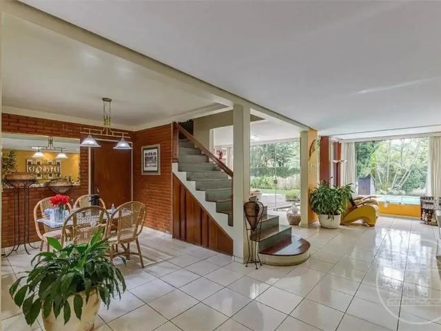 Casa / Sobrado para Venda em São Paulo/SP Interlagos 4 Quartos