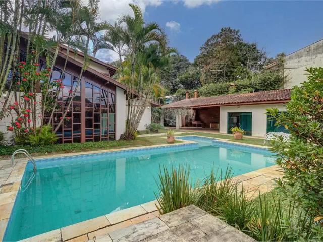 Casa / Sobrado para Venda em São Paulo/SP Interlagos 4 Quartos