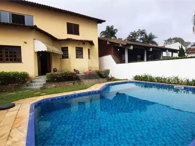 Casa / Sobrado para Venda em São Paulo/SP Interlagos 4 Quartos