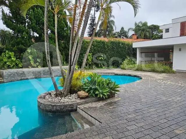 Casa / Sobrado para Venda em São Paulo/SP Interlagos 4 Quartos