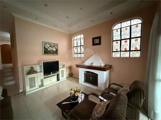 Casa / Sobrado para Venda em São Paulo/SP Interlagos 4 Quartos