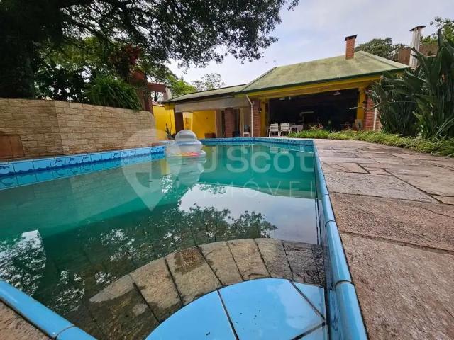 Casa / Sobrado para Venda em São Paulo/SP Interlagos 4 Quartos