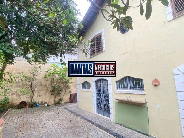 Casa / Sobrado para Venda em São Paulo/SP Interlagos 4 Quartos
