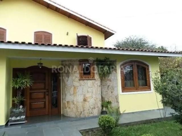 Casa / Sobrado para Venda em São Paulo/SP Interlagos 4 Quartos