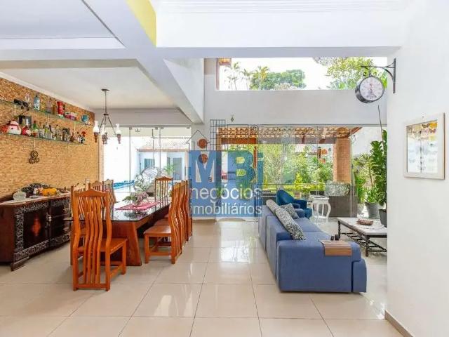 Casa / Sobrado para Venda em São Paulo/SP Interlagos 4 Quartos