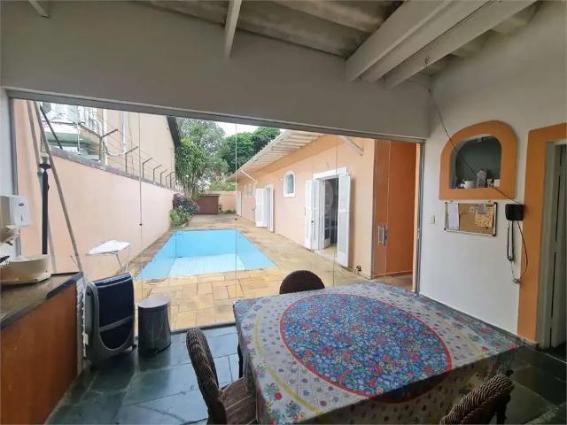 Casa / Sobrado para Venda em São Paulo/SP Interlagos 4 Quartos