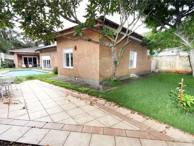 Casa / Sobrado para Venda em São Paulo/SP Interlagos 4 Quartos