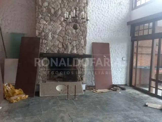 Casa / Sobrado para Venda em São Paulo/SP Interlagos 4 Quartos