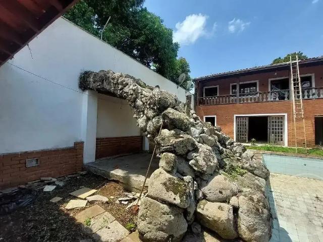 Casa / Sobrado para Venda em São Paulo/SP Interlagos 4 Quartos