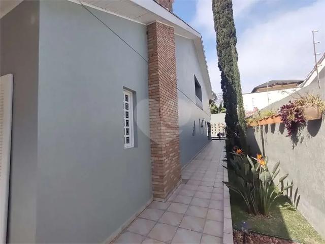 Casa / Sobrado para Venda em São Paulo/SP Interlagos 4 Quartos