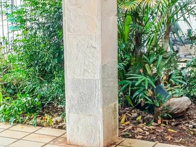 Casa / Sobrado para Venda em São Paulo/SP Interlagos 4 Quartos