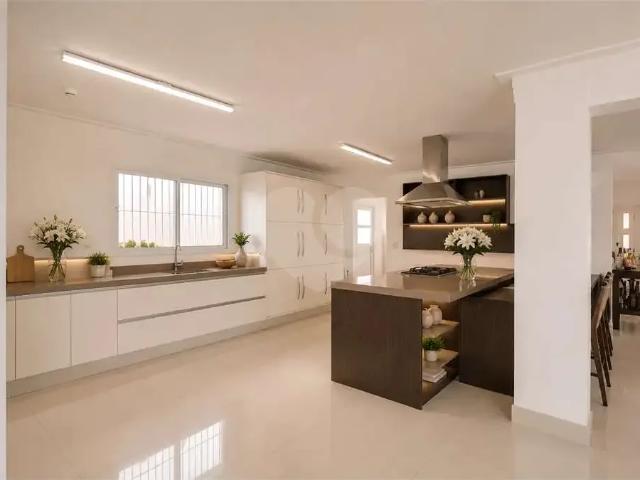 Casa / Sobrado para Venda em São Paulo/SP Interlagos 4 Quartos