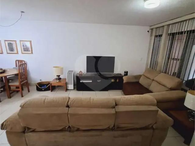 Casa / Sobrado para Venda em São Paulo/SP Interlagos 4 Quartos