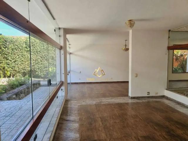 Casa / Sobrado para Venda em São Paulo/SP Interlagos 4 Quartos