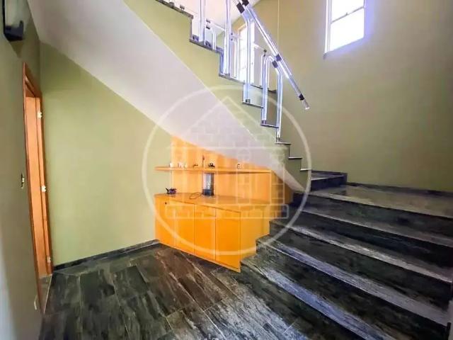 Casa / Sobrado para Venda em São Paulo/SP Interlagos 4 Quartos