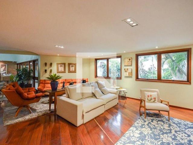 Casa / Sobrado para Venda em São Paulo/SP Interlagos 4 Quartos