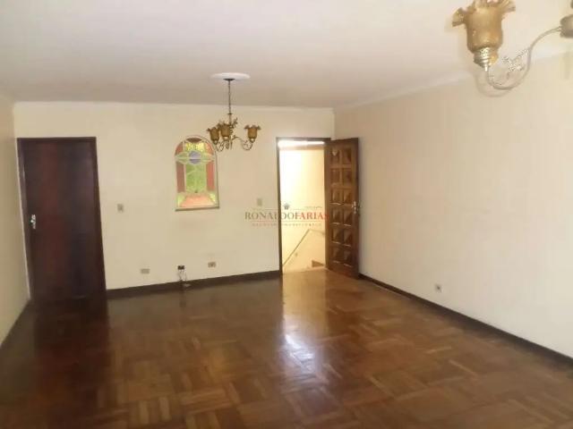 Casa / Sobrado para Venda em São Paulo/SP Interlagos 4 Quartos