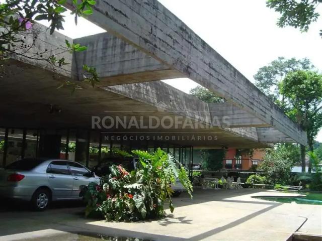 Casa / Sobrado para Venda em São Paulo/SP Interlagos 5 Quartos