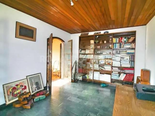 Casa / Sobrado para Venda em São Paulo/SP Interlagos 5 Quartos