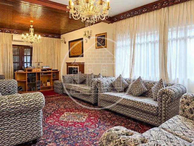 Casa / Sobrado para Venda em São Paulo/SP Interlagos 5 Quartos