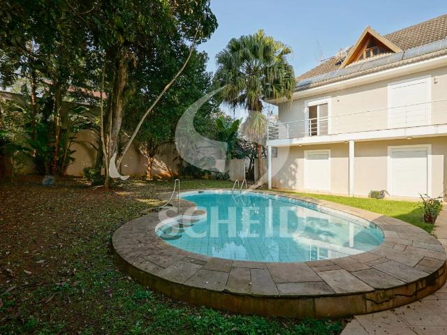 Casa / Sobrado para Venda em São Paulo/SP Interlagos 5 Quartos