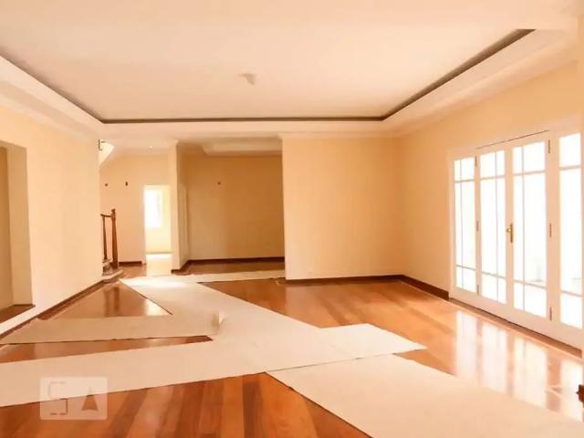 Casa / Sobrado para Venda em São Paulo/SP Interlagos 5 Quartos