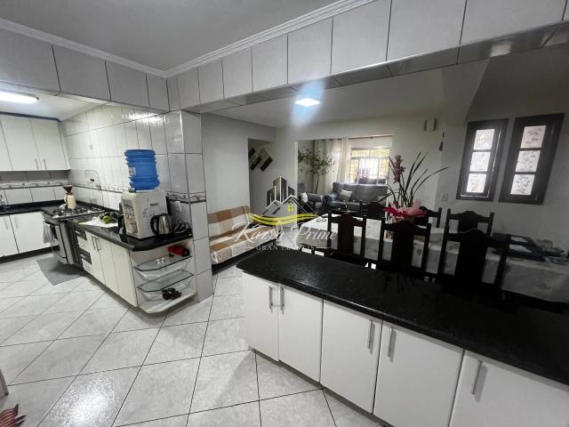 Casa / Sobrado para Venda em São Paulo/SP Cidade Dutra 5 Quartos