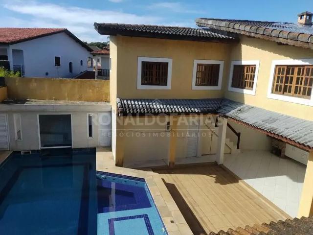 Casa / Sobrado para Venda em São Paulo/SP Interlagos 5 Quartos